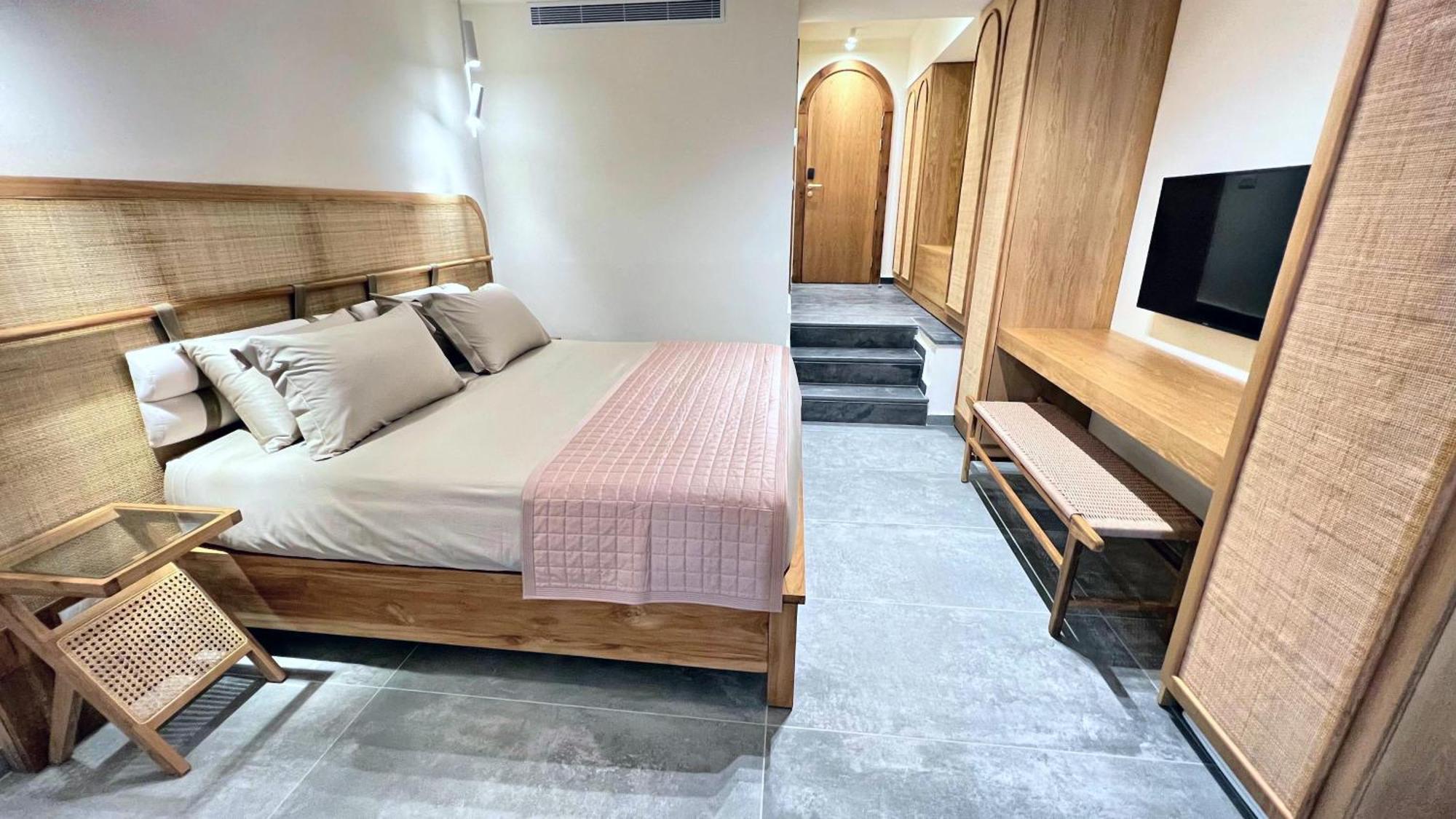 Ocean Blue Hotel & Resort -Jbeil Byblos Esterno foto